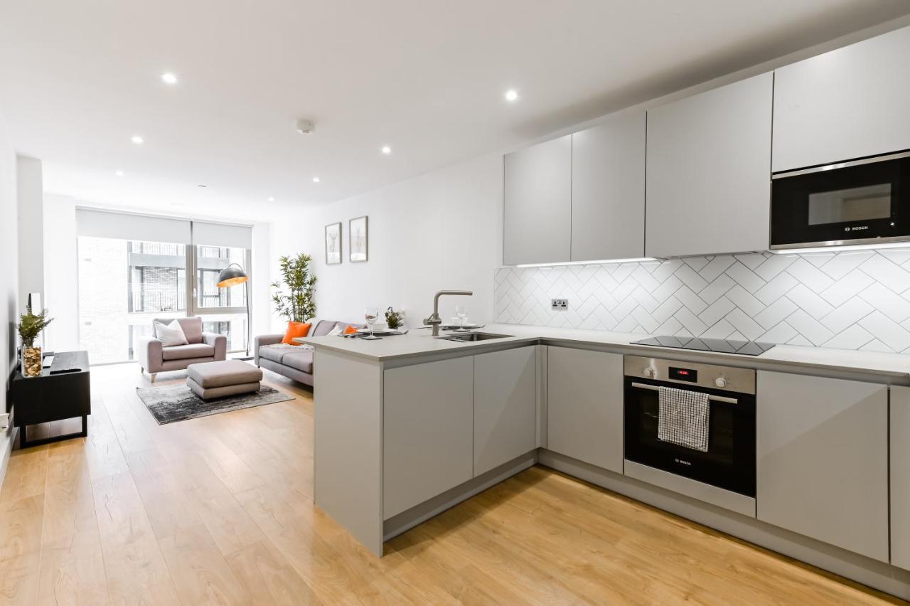 Khayat Homes - The Owelor - Two Bed London Eksteriør bilde