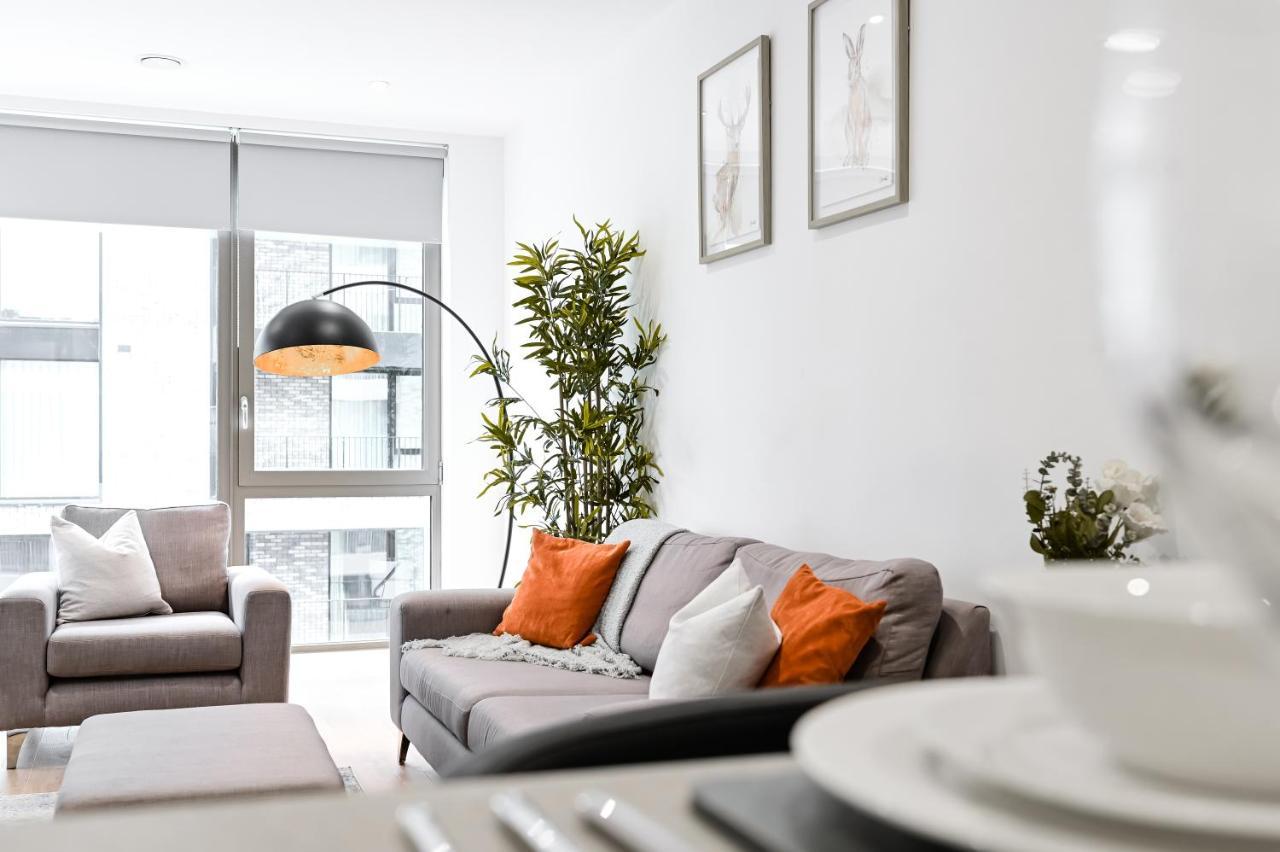 Khayat Homes - The Owelor - Two Bed London Eksteriør bilde